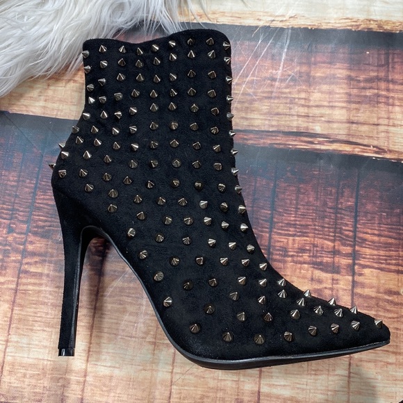 Fashion Nova Passion Studded Boots Booties - Picture 5 of 12